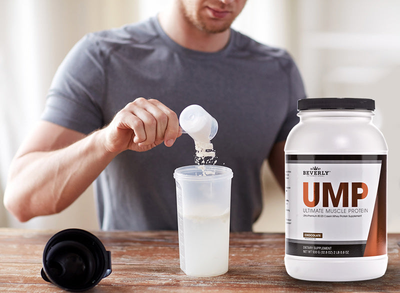 https://www.fitbody.com/cdn/shop/articles/man-pouring-ump-protein-shake_800x800.jpg?v=1633382973